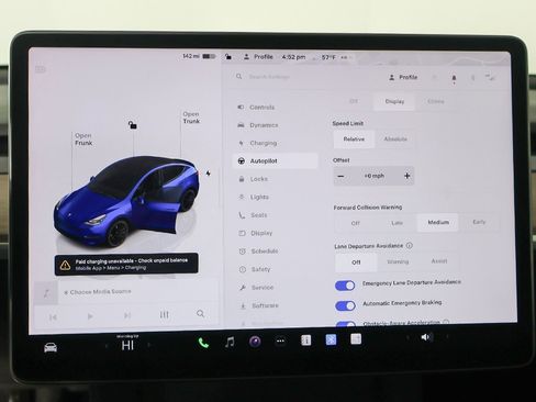 Used 2023 Tesla Model Y Performance image 46