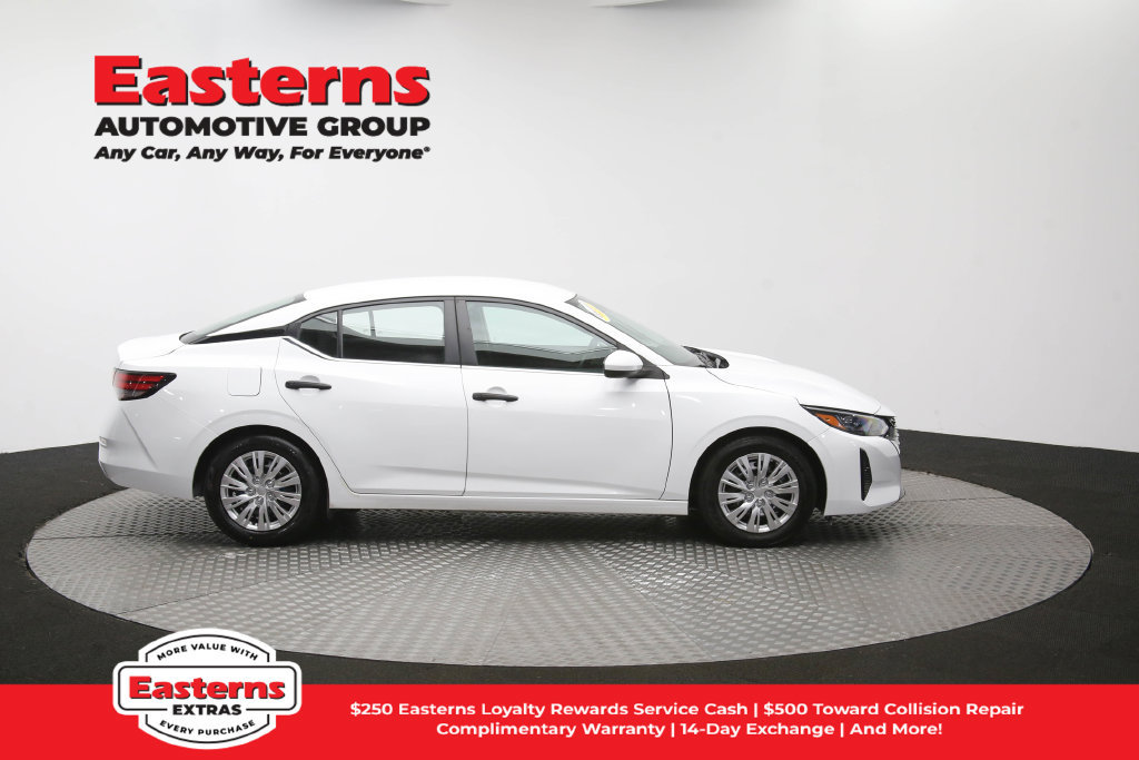 Used 2024 Nissan Sentra S FWD image 41