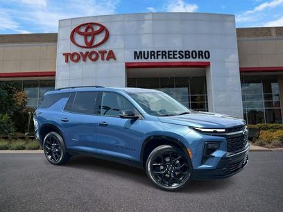 Used 2025 Chevrolet Traverse RS