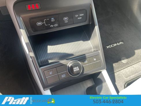 Used 2024 Hyundai Kona SEL FWD image 27