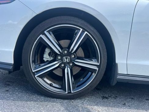 Used 2023 Honda Accord Sport image 13