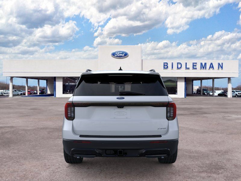New 2026 Ford Explorer ST-Line w/ ST-Line Street Pack AWD/4WD image 5