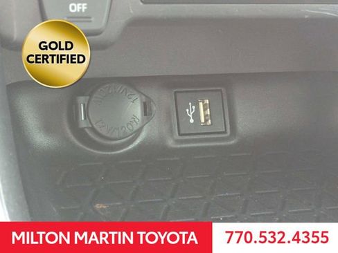 Certified 2025 Toyota RAV4 LE FWD image 21