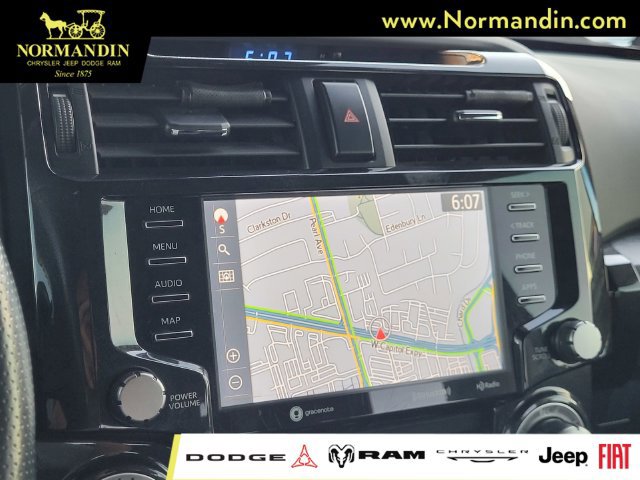 Used 2024 Toyota 4Runner TRD Off-Road Premium AWD/4WD image 9