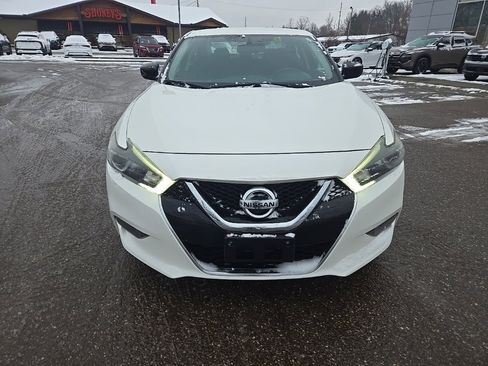 Used 2018 Nissan Maxima 3.5 S image 2
