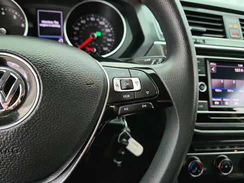 Used 2019 Volkswagen Tiguan S w/ 3rd Row Seat Package AWD/4WD image 17