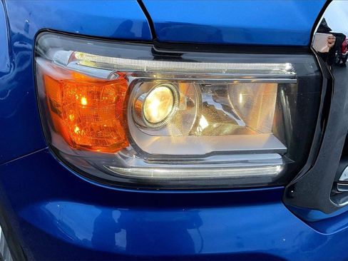 Used 2018 GMC Canyon All Terrain image 31