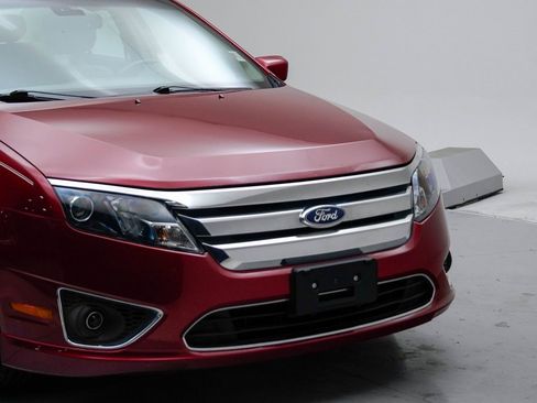 Used 2012 Ford Fusion SEL image 4