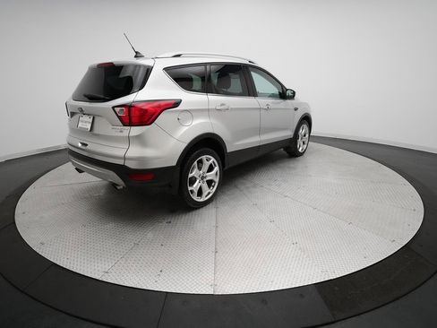 Used 2019 Ford Escape Titanium image 37