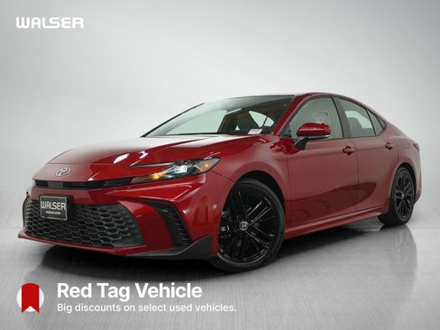 Used 2026 Toyota Camry SE w/ Multimedia Upgrade Package FWD image 1