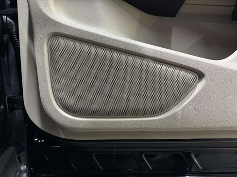 Used 2019 Lincoln MKC Select w/ Select Plus Package image 57