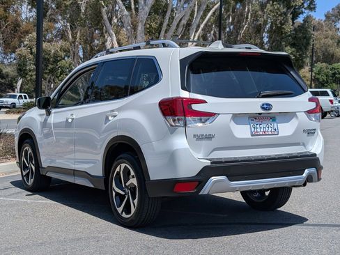Used 2023 Subaru Forester Touring AWD/4WD image 12