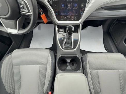 Used 2022 Subaru Outback Premium image 16