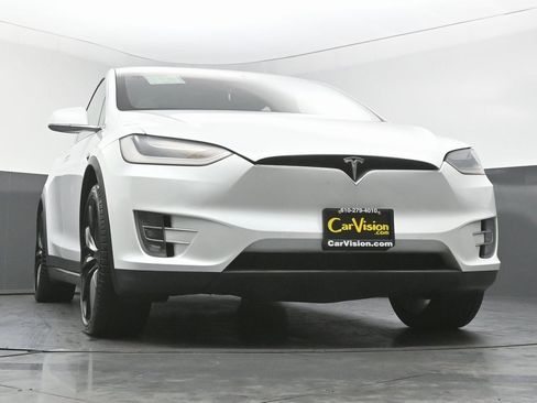 Used 2021 Tesla Model X Long Range image 54