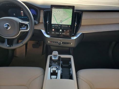 New 2026 Volvo XC90 B5 Core w/ Protection Package Premier AWD/4WD image 29