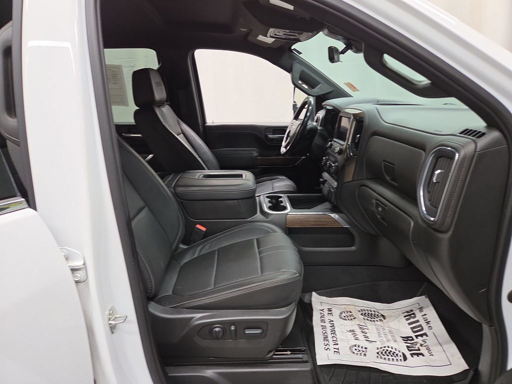 Used 2022 Chevrolet Silverado 2500 High Country AWD/4WD image 9
