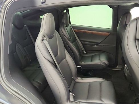Used 2018 Tesla Model X 100D image 31