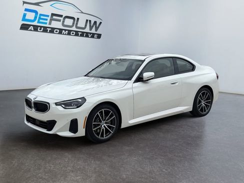 New 2025 BMW 230i xDrive Coupe w/ Convenience Package image 7