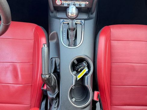 Used 2017 Ford Mustang Premium image 20