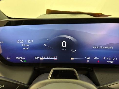 Used 2025 Buick Enclave Avenir w/ Super Cruise Package AWD/4WD image 25