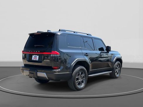 Used 2024 Lexus GX 550 AWD/4WD image 5