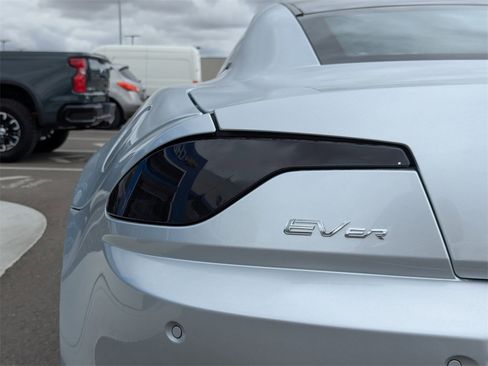 Used 2012 Fisker Karma EcoSport image 38