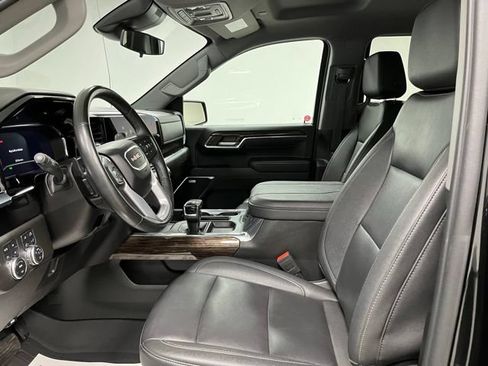 Used 2024 GMC Sierra 1500 Elevation w/ Elevation Premium Package AWD/4WD image 21