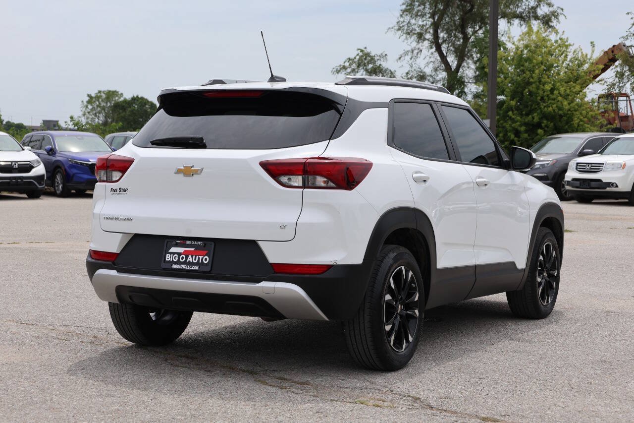 Used 2023 Chevrolet TrailBlazer LT FWD image 9