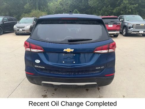 Used 2022 Chevrolet Equinox LT AWD/4WD image 9