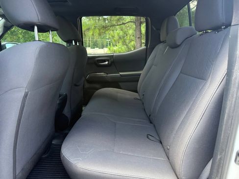Used 2017 Toyota Tacoma TRD Sport w/ Premium & Technology Package RWD image 36