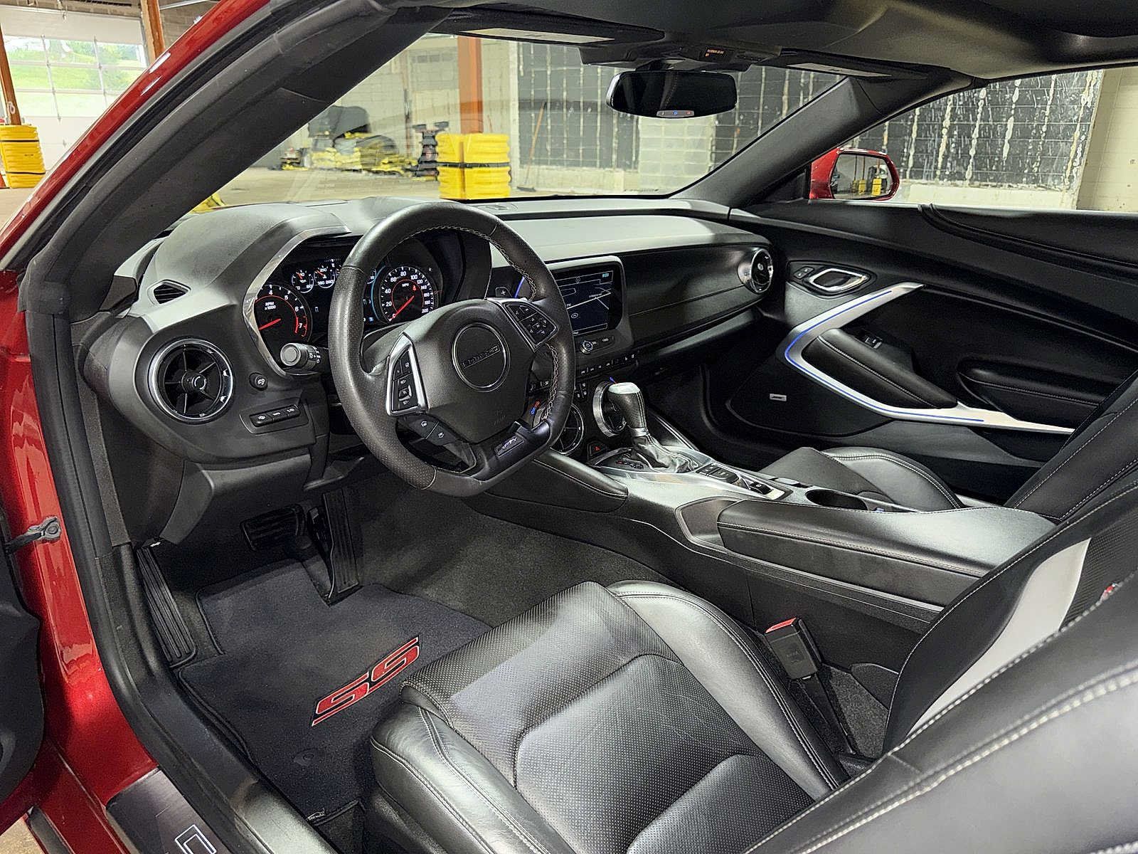 Used 2017 Chevrolet Camaro SS RWD image 26