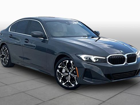 Used 2025 BMW 330i Sedan w/ Premium Package RWD image 2