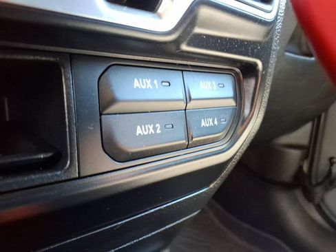 Used 2023 Jeep Wrangler Unlimited w/ Sun & Screen Package AWD/4WD image 11