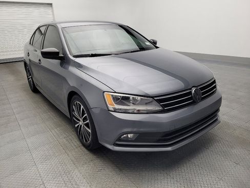 Used 2016 Volkswagen Jetta Sport FWD image 13