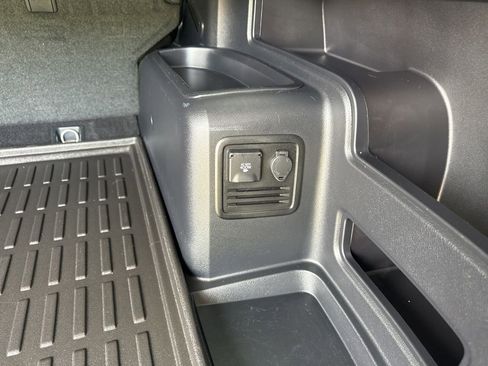 Used 2024 Toyota 4Runner TRD Off-Road Premium w/ Off Road Premium Plus Package AWD/4WD image 27