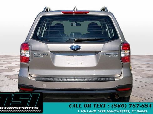 Used 2016 Subaru Forester 2.5i w/ Alloy Wheel Package AWD/4WD image 4