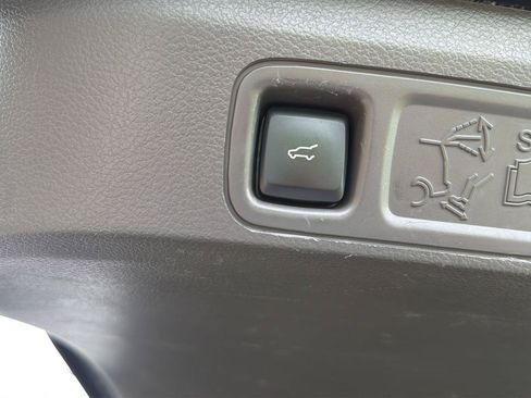 Used 2021 Ford Expedition Limited RWD image 40