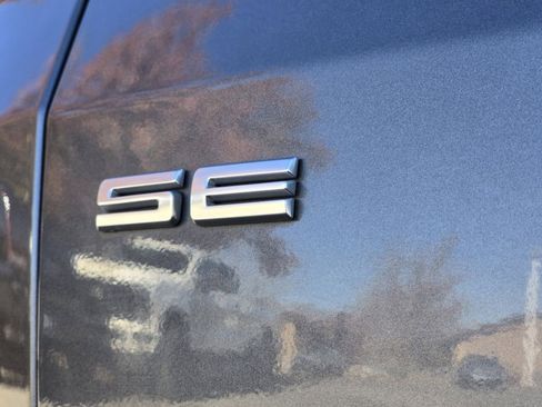 Used 2022 Ford Escape SE image 27