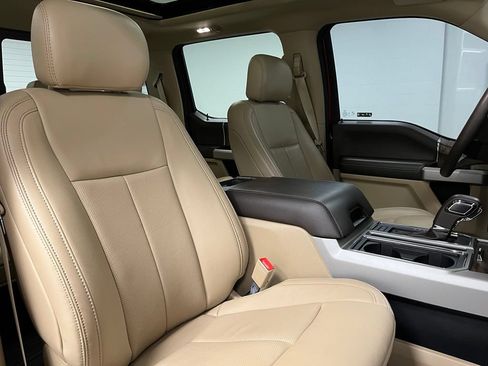Used 2019 Ford F150 Lariat w/ Equipment Group 502A Luxury AWD/4WD image 60