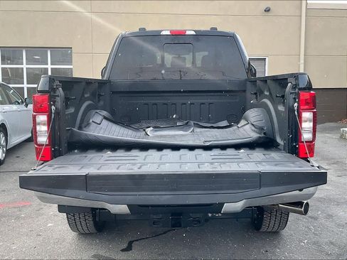 Used 2022 Ford F350 Lariat w/ Chrome Package image 32