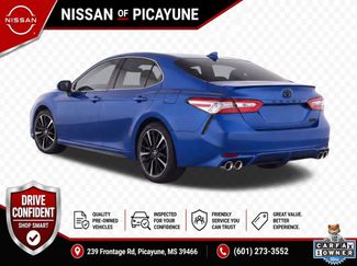 Used 2020 Toyota Camry XSE FWD video 3