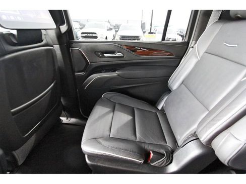 Certified 2024 Cadillac Escalade ESV Premium Luxury w/ Performance Package image 12