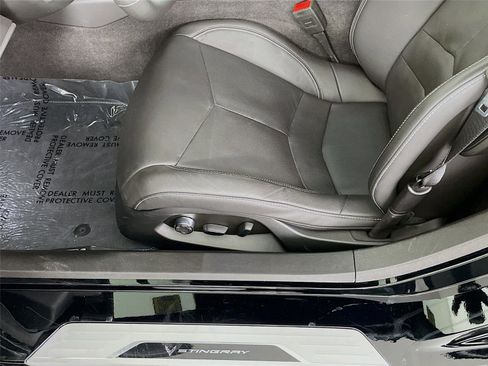 Used 2025 Chevrolet Corvette 2LT image 23