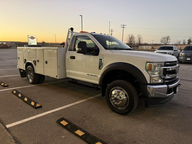 Used 2022 Ford F550 4x4 Regular Cab Super Duty image 3