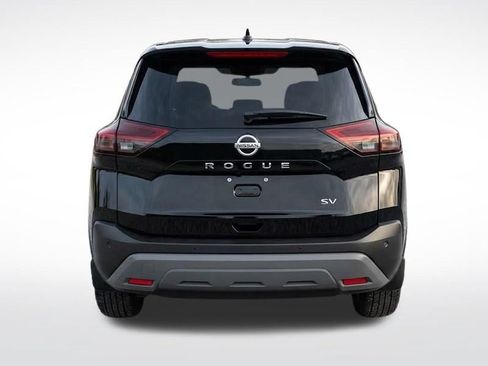Used 2022 Nissan Rogue SV FWD image 5