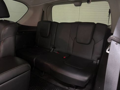 Used 2020 Nissan Armada Platinum w/ Captain's Chairs Package RWD image 23
