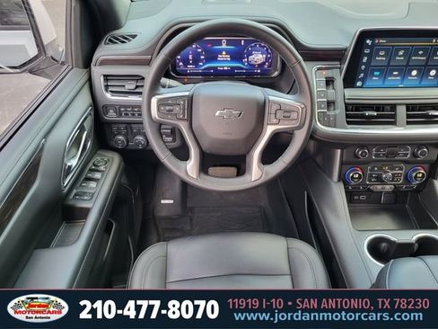 Used 2024 Chevrolet Suburban Z71 w/ Off-Road Capability Package image 14