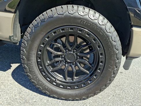 Used 2025 Ford F150 King Ranch w/ FX4 Off-Road Package AWD/4WD image 8