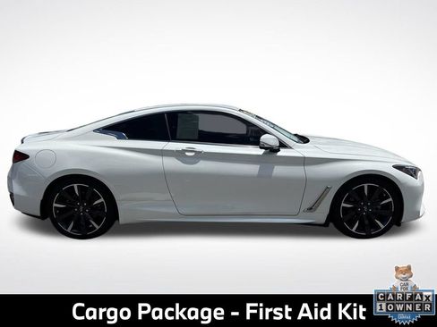 Used 2022 INFINITI Q60 3.0t Luxe w/ Cargo Package RWD image 11