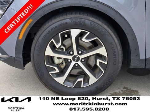 Certified 2025 Kia Sportage EX image 17
